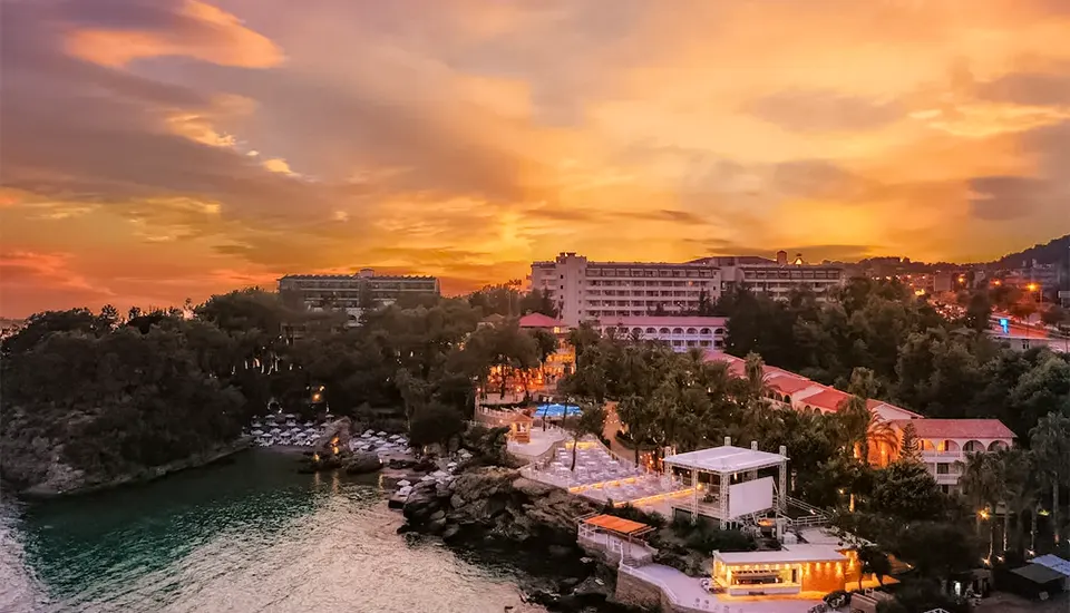 هتل اوتوپیا ریزورت اند رزیدنس